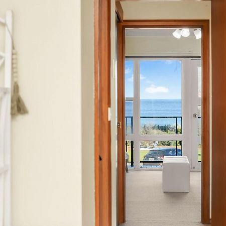 Beautiful Beach Front Townhouse ビクターハーバー エクステリア 写真